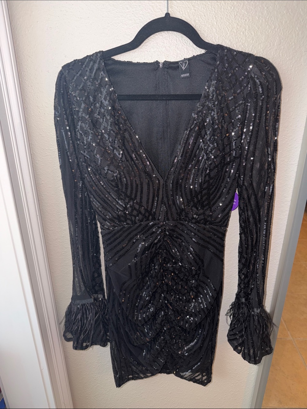 Windsor Black Sequin Long Sleeve V-Neck Party Dress